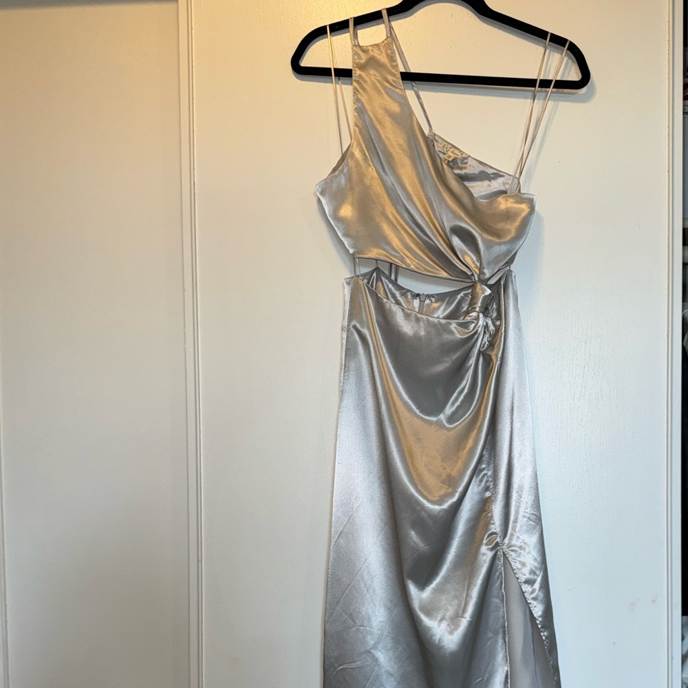 Satin One-Shoulder Silver Evening Dress